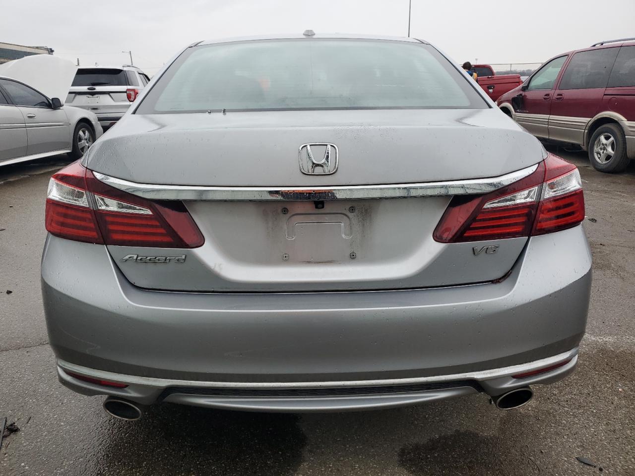 1HGCR3F82HA032442 HONDA ACCORD 2017