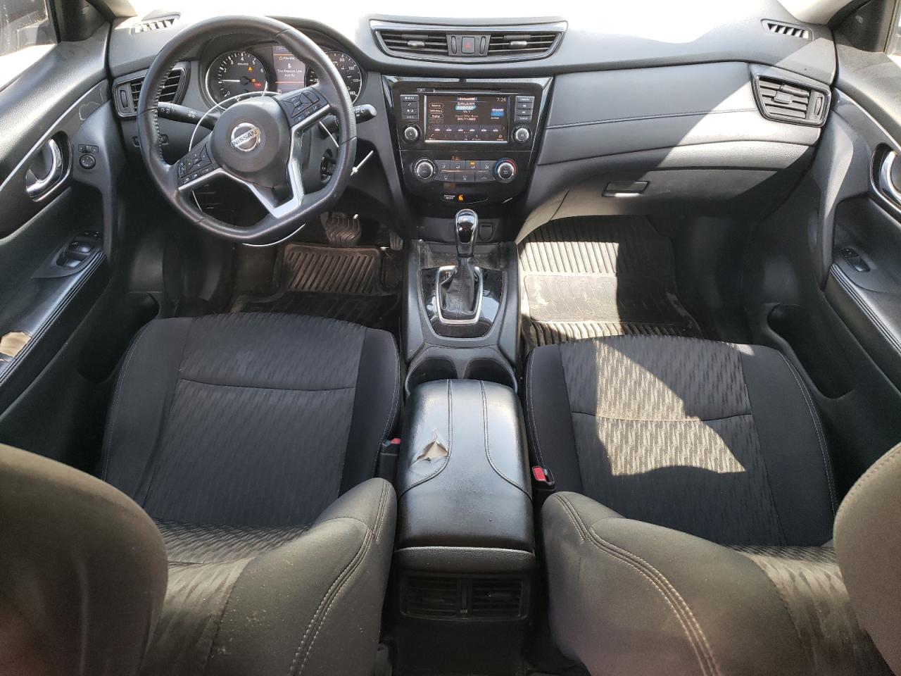 5N1AT2MT7JC851641 NISSAN ROGUE 2018