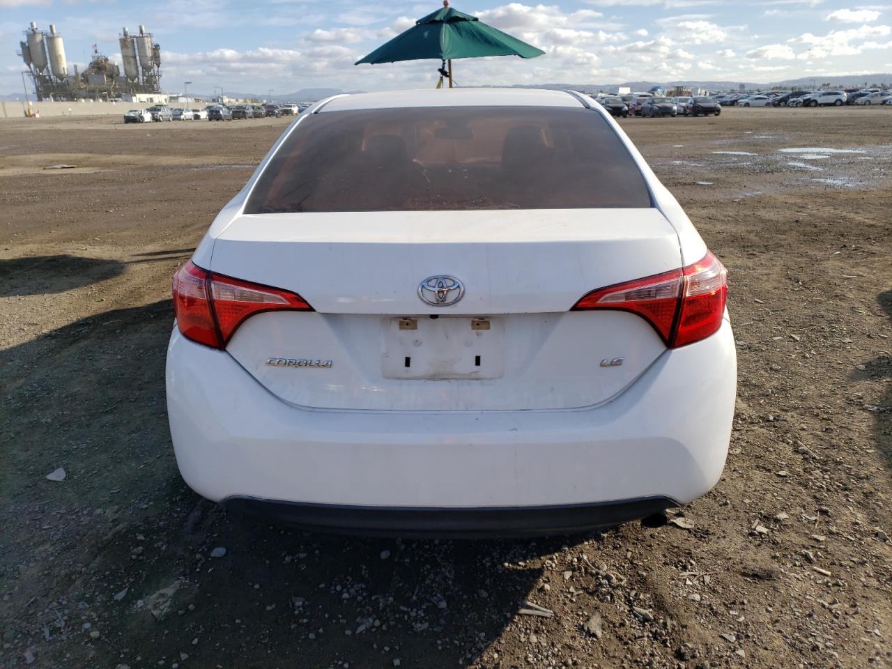 5YFBURHE6JP745960 TOYOTA COROLLA 2018