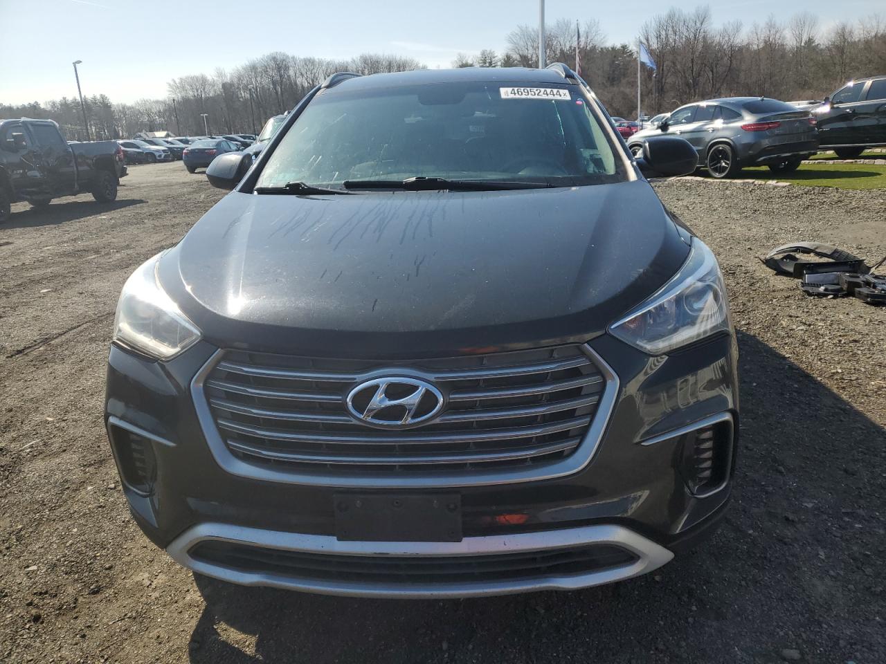 2017 Hyundai Santa Fe Se vin: KM8SM4HF5HU201163