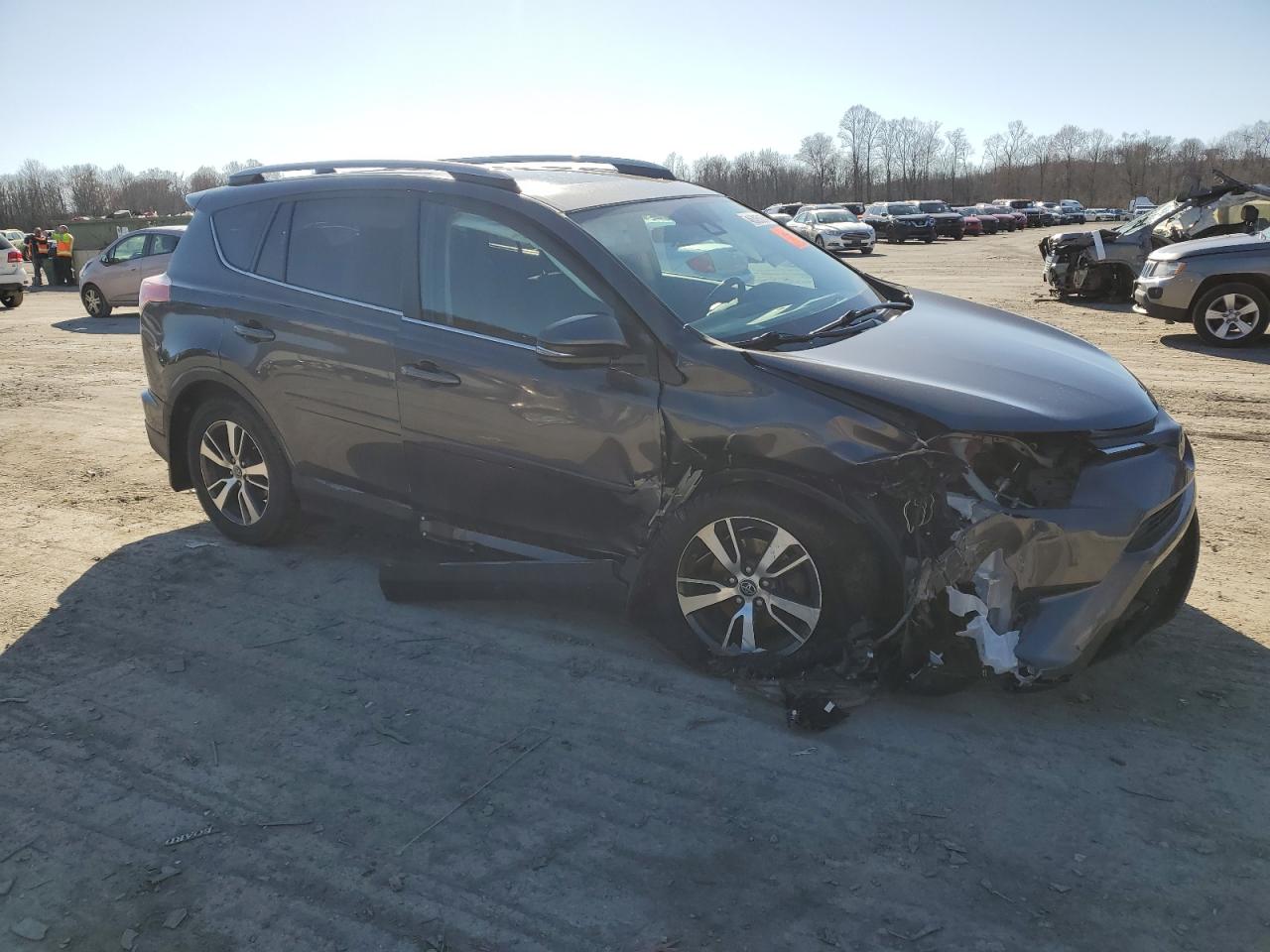 2T3RFREV1HW580882 TOYOTA RAV4 2017