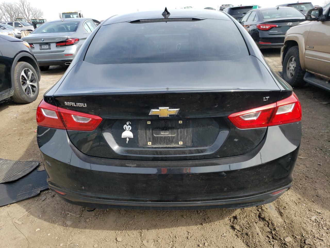 1G1ZE5ST8HF267031 CHEVROLET MALIBU 2017