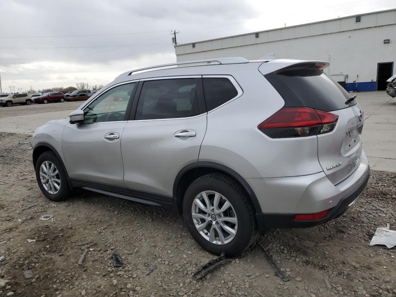 KNMAT2MV5LP516945 NISSAN ROGUE 2020