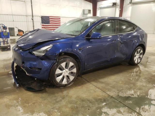 2024 Tesla Model Y VIN: 7SAYGAEE6RF995104 Lot: 45844944