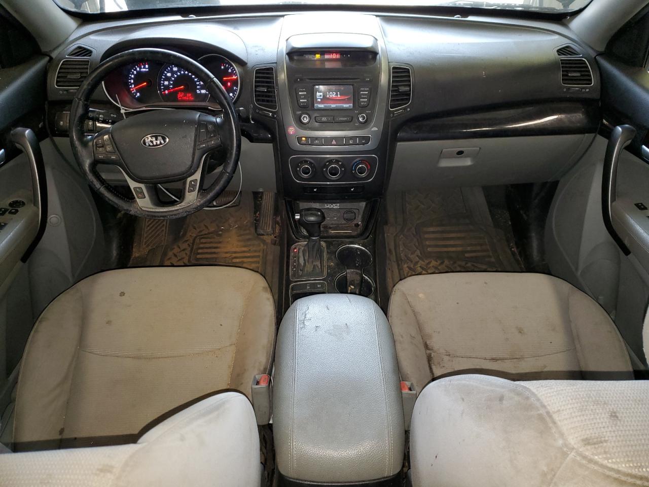 5XYKT4A64FG659695 2015 Kia Sorento Lx