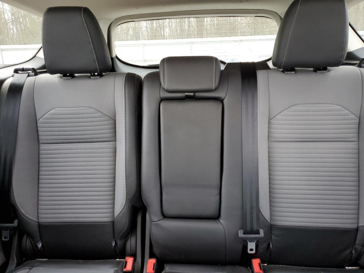 1FMCU0GD5KUB43964 FORD ESCAPE 2019