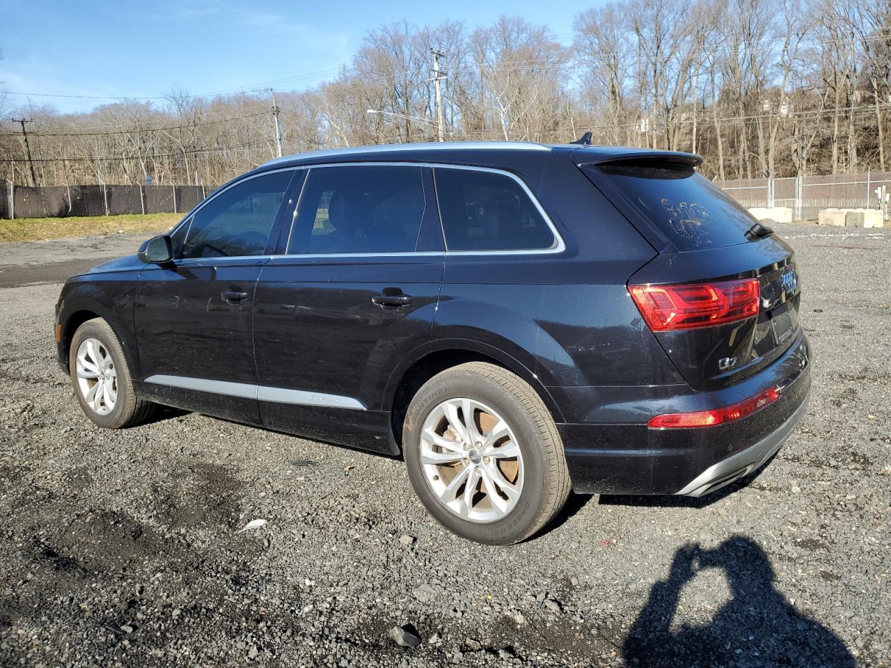 2018 Audi Q7 Premium Plus vin: WA1LAAF79JD008896