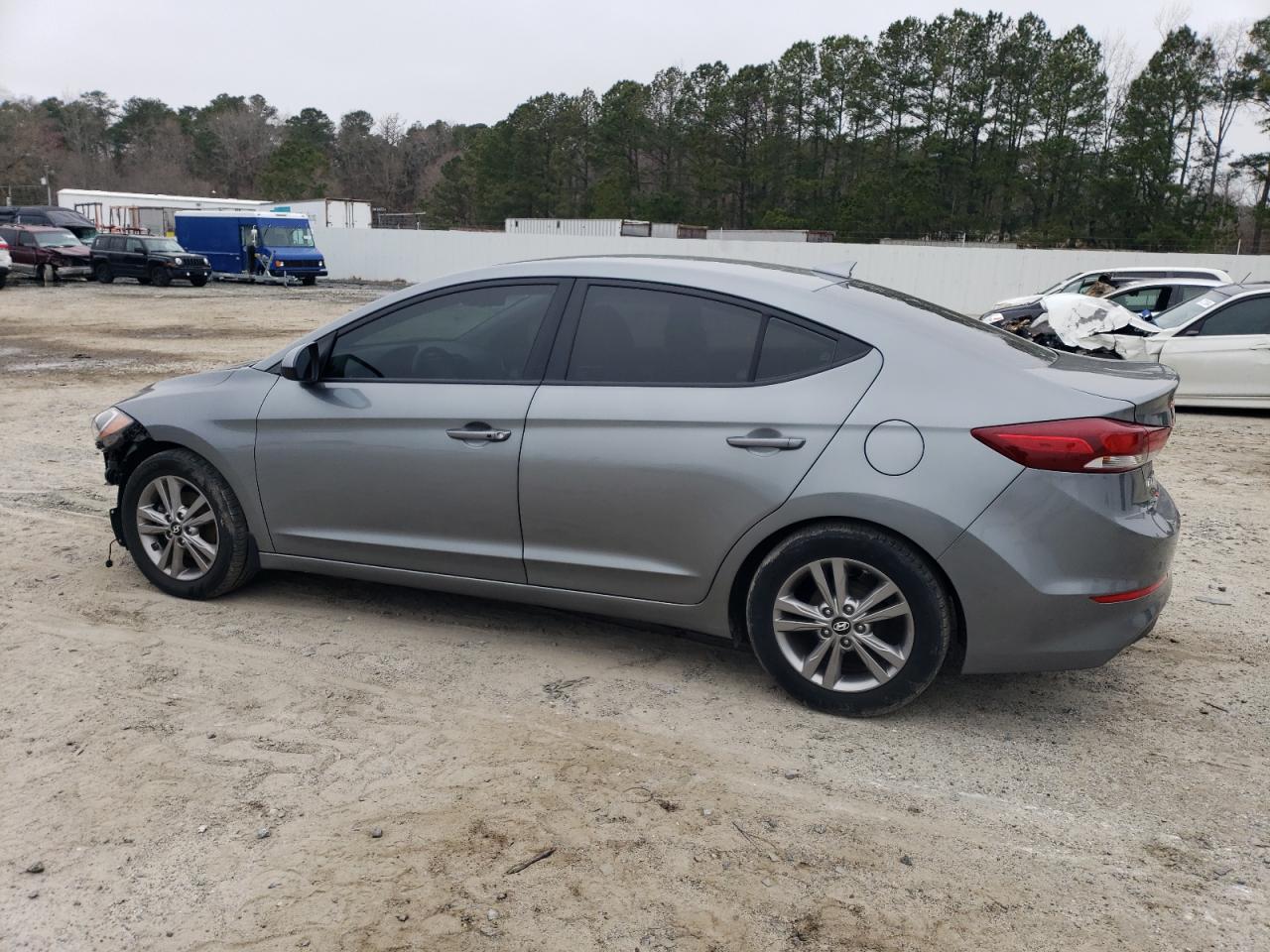 KMHD84LF2HU208298 2017 Hyundai Elantra Se