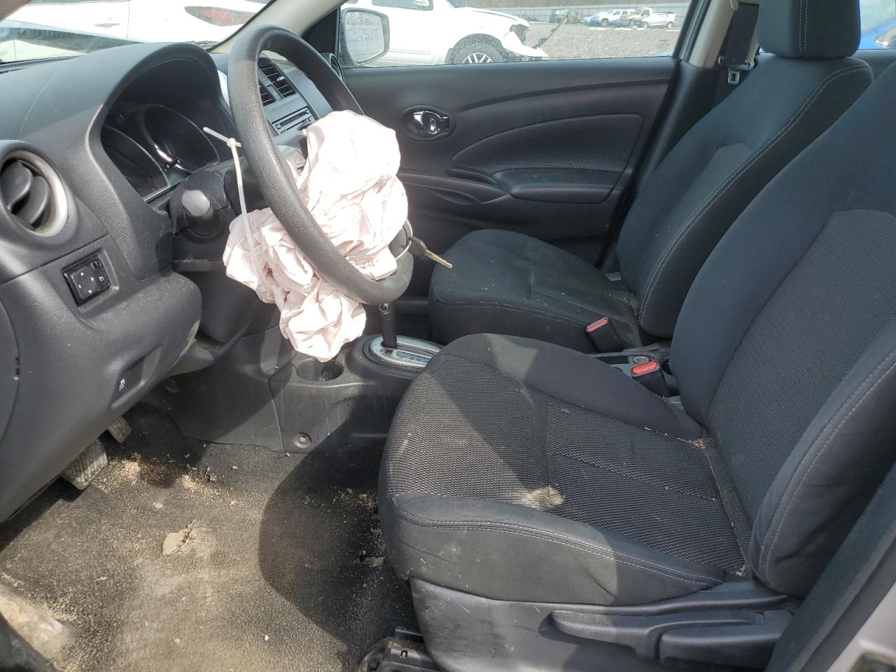 3N1CN7AP8HL802526 NISSAN VERSA 2017