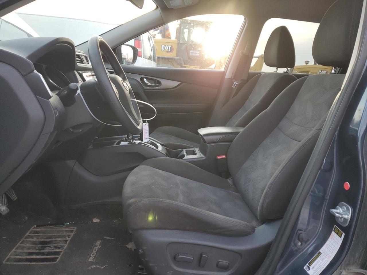 KNMAT2MV8GP613014 NISSAN ROGUE 2016