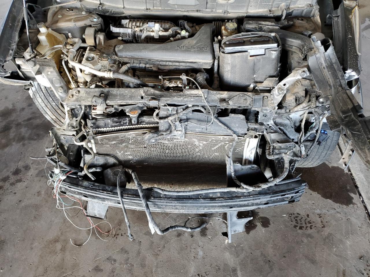 KNMAT2MT8GP732504 NISSAN ROGUE 2016