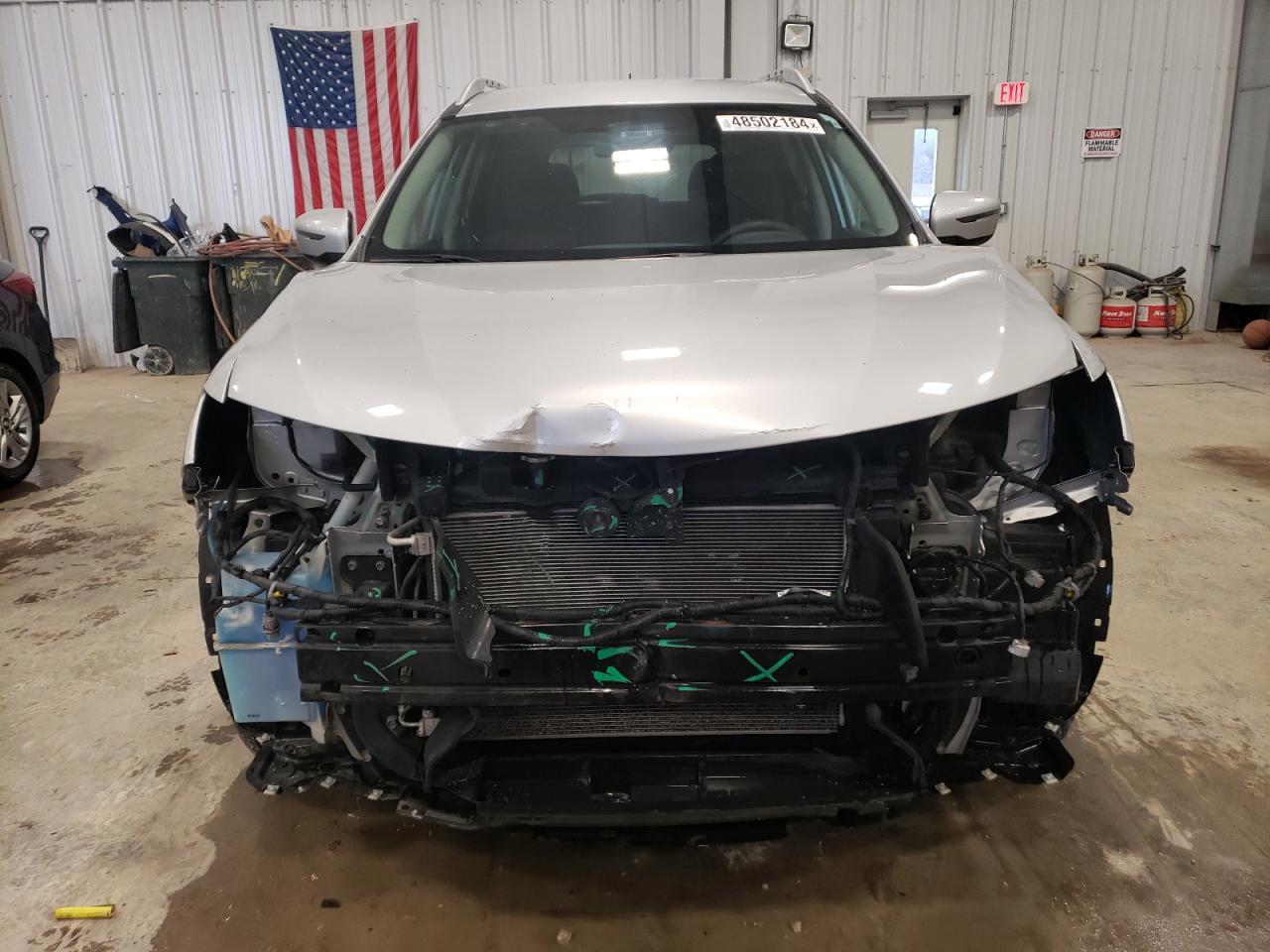 KNMAT2MV3GP735666 NISSAN ROGUE 2016