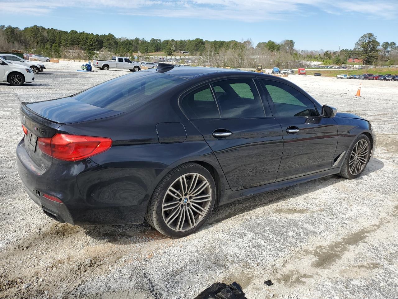 2018 BMW M550Xi vin: WBAJB9C54JB286822