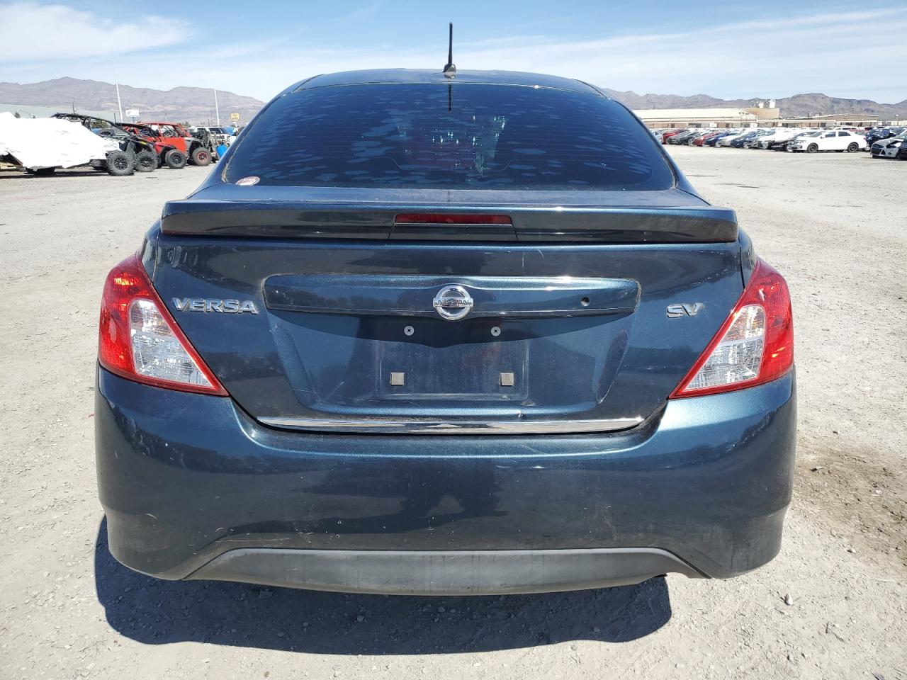 Lot #2485506981 2017 NISSAN VERSA S