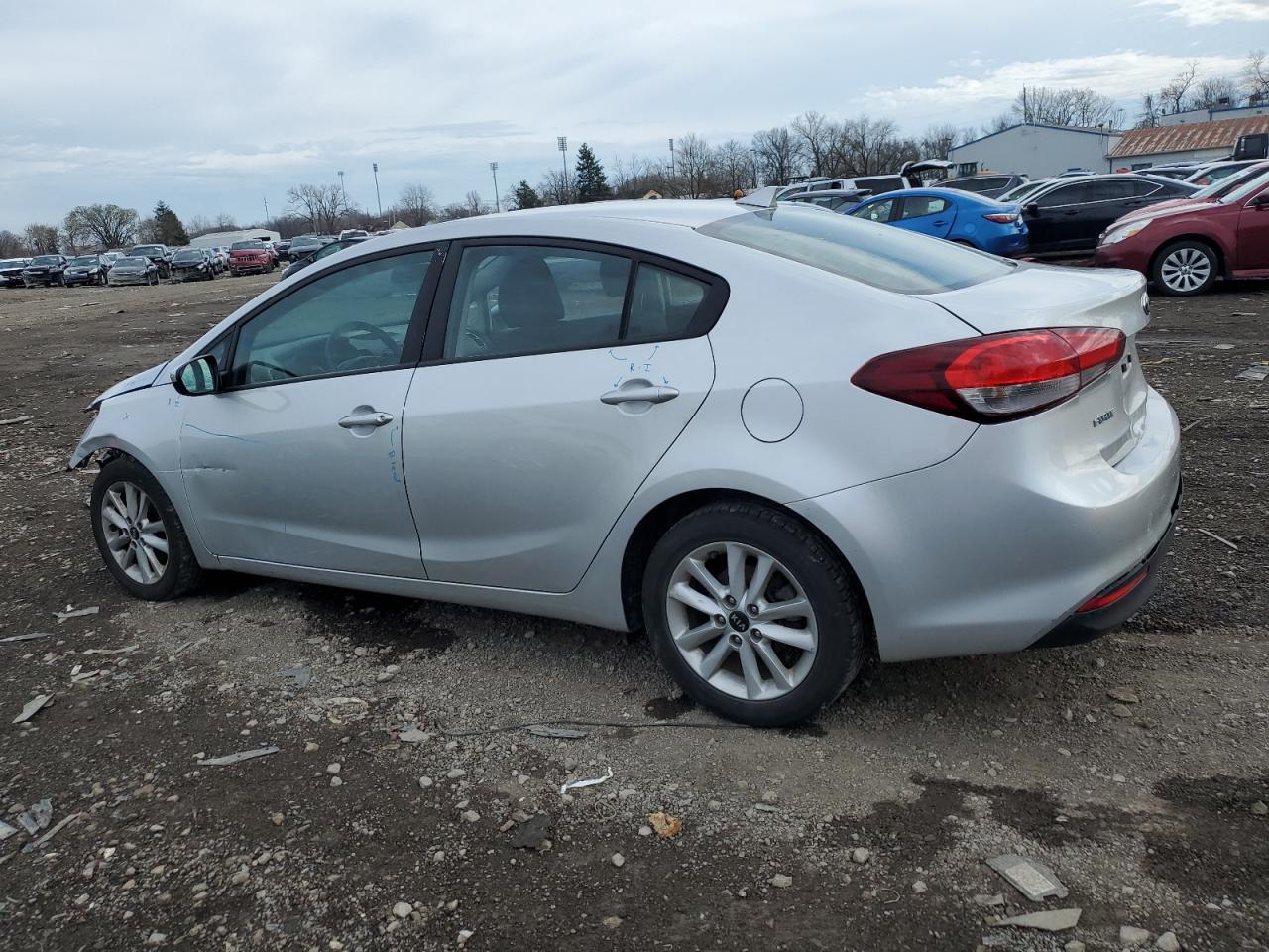 3KPFL4A70HE153016 2017 Kia Forte Lx