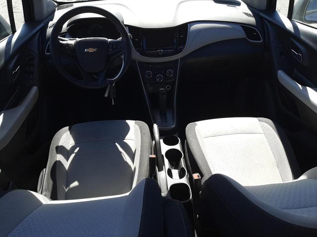 3GNCJKSB8LL277322 Chevrolet Trax LS 8