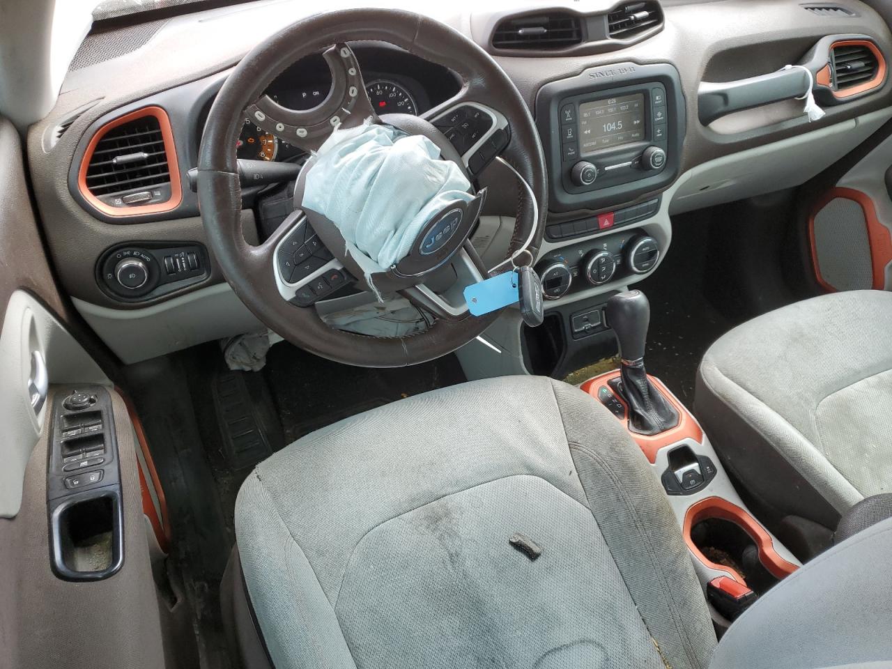 ZACCJABT0FPB67567 2015 Jeep Renegade Latitude