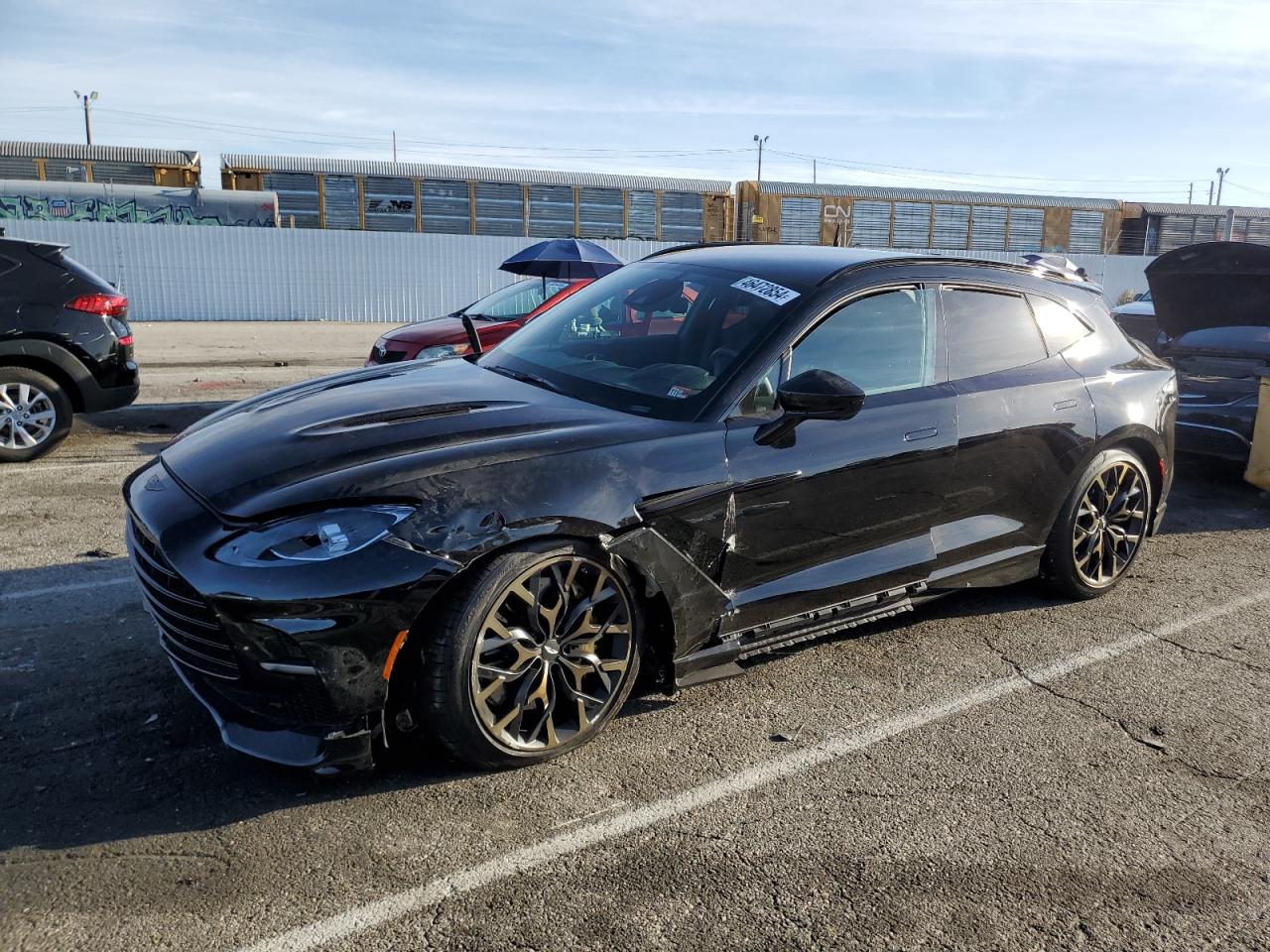 ASTON MARTIN DBX 707