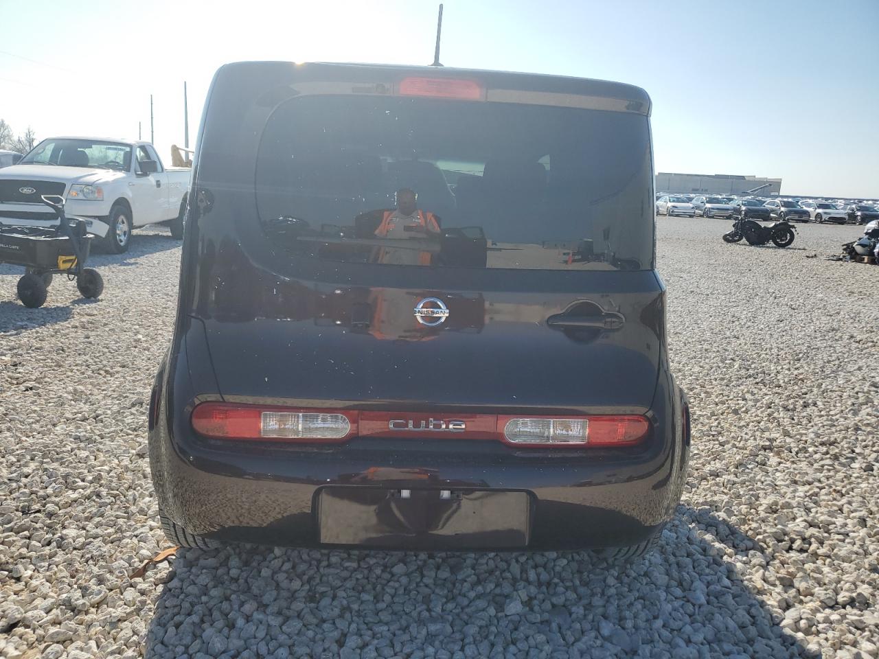 JN8AZ2KR5AT164026 2010 Nissan Cube Base