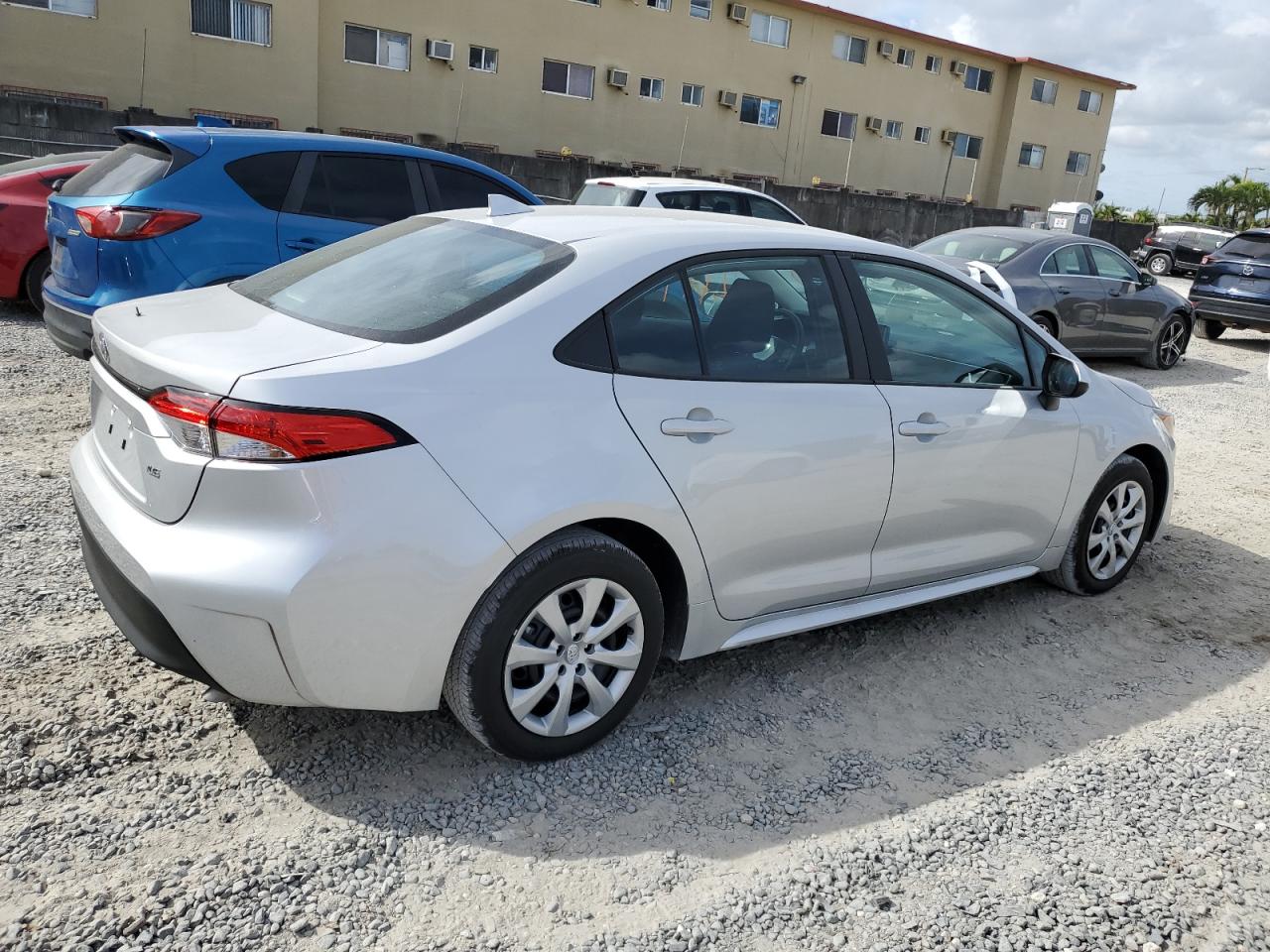 5YFB4MDE2PP070884 2023 Toyota Corolla Le