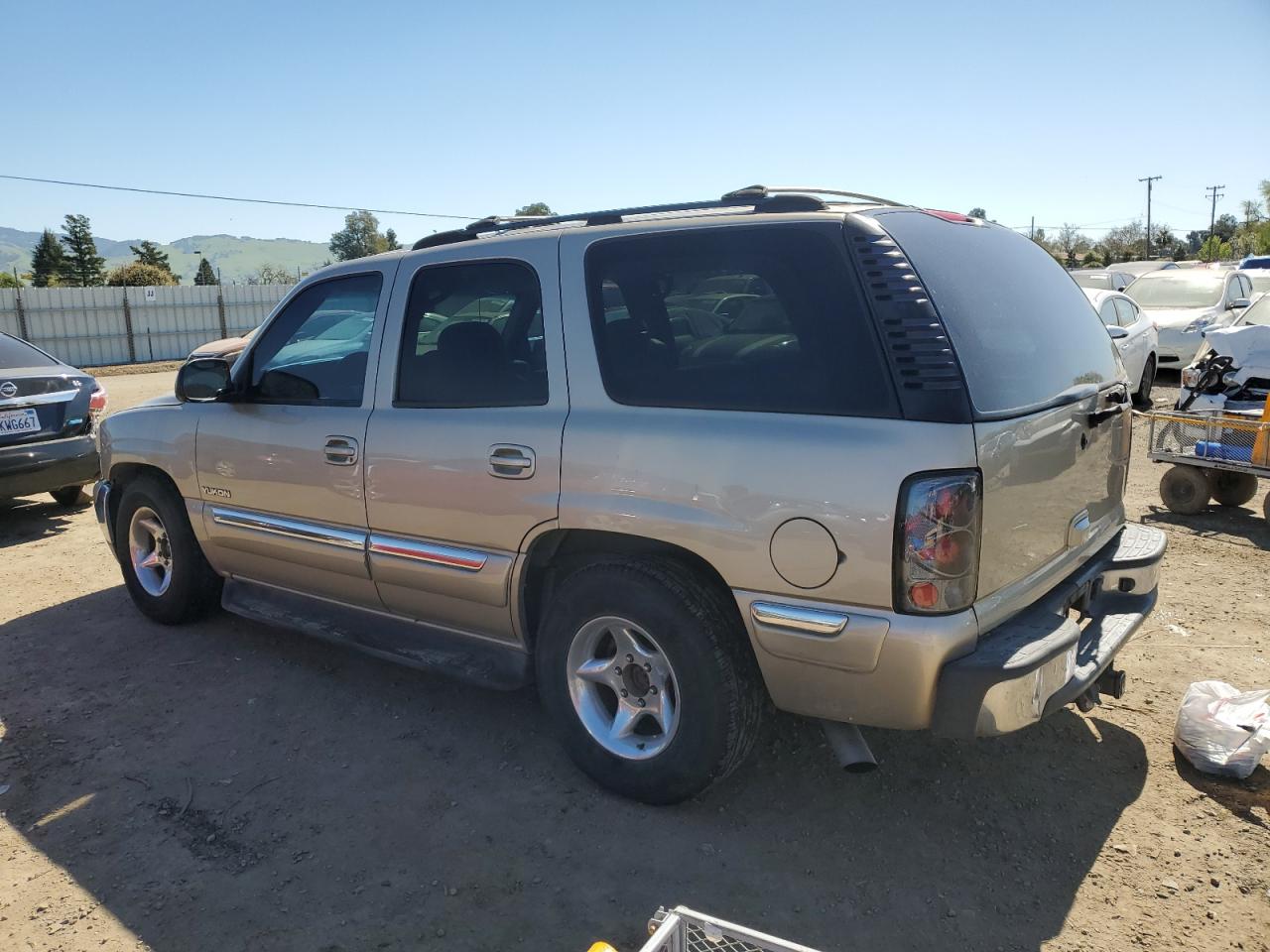 1GKEK13Z82R146410 2002 GMC Yukon