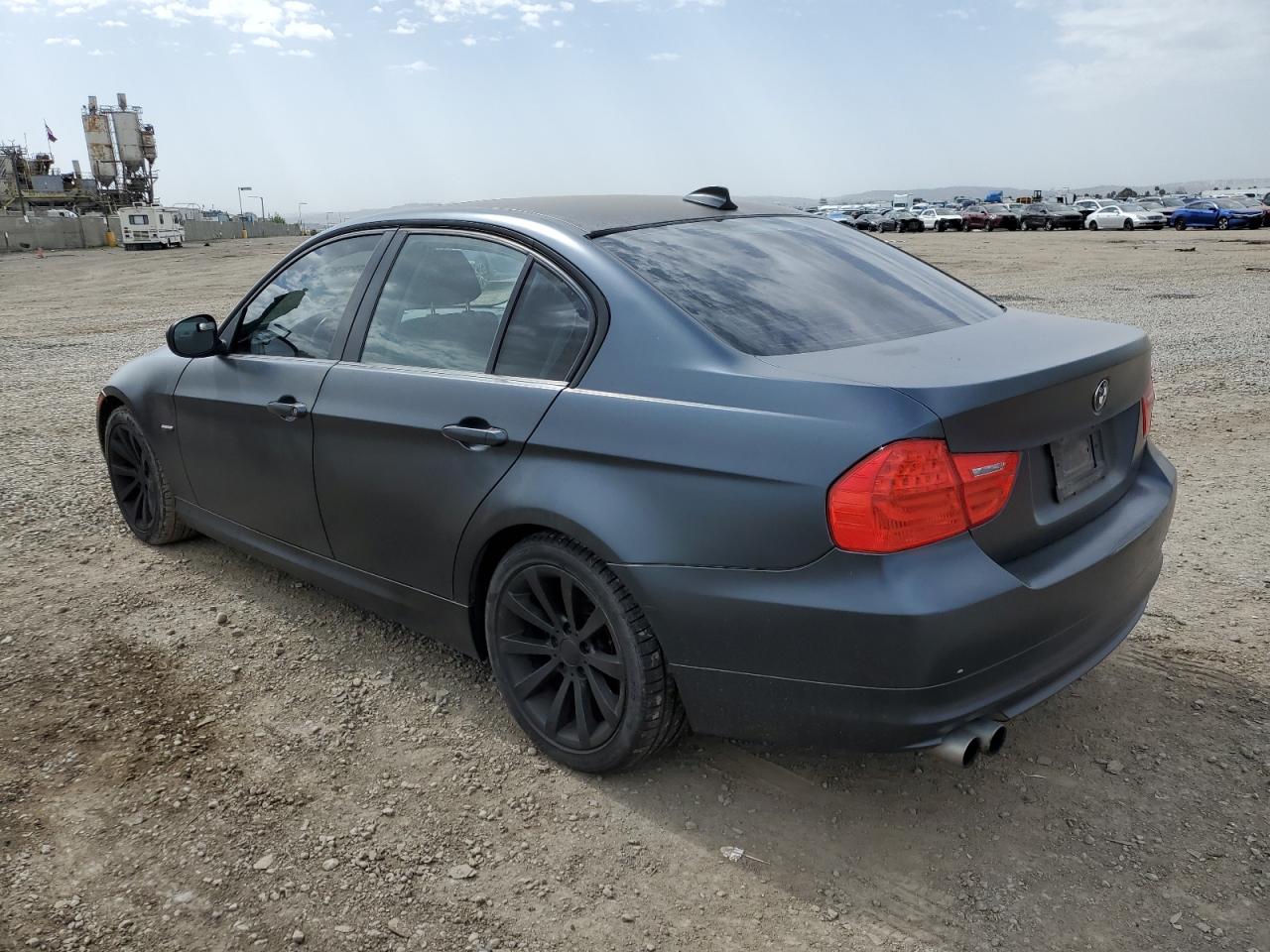 WBAPH5C59BA442927 2011 BMW 328 I Sulev