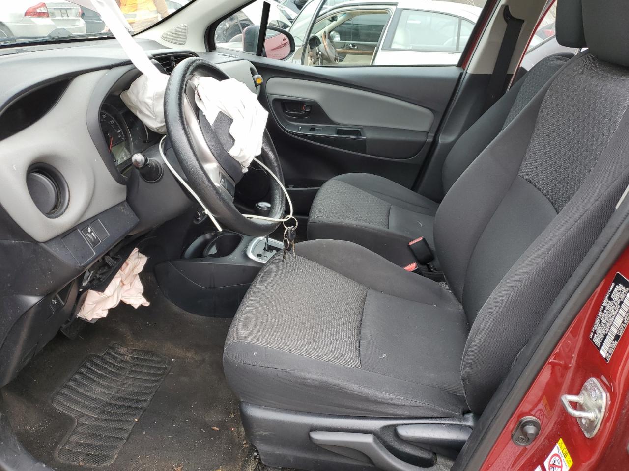 VNKKTUD38HA086019 TOYOTA YARIS 2017