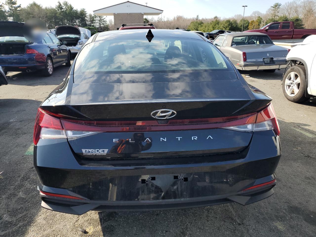 Lot #2862273457 2021 HYUNDAI ELANTRA SE