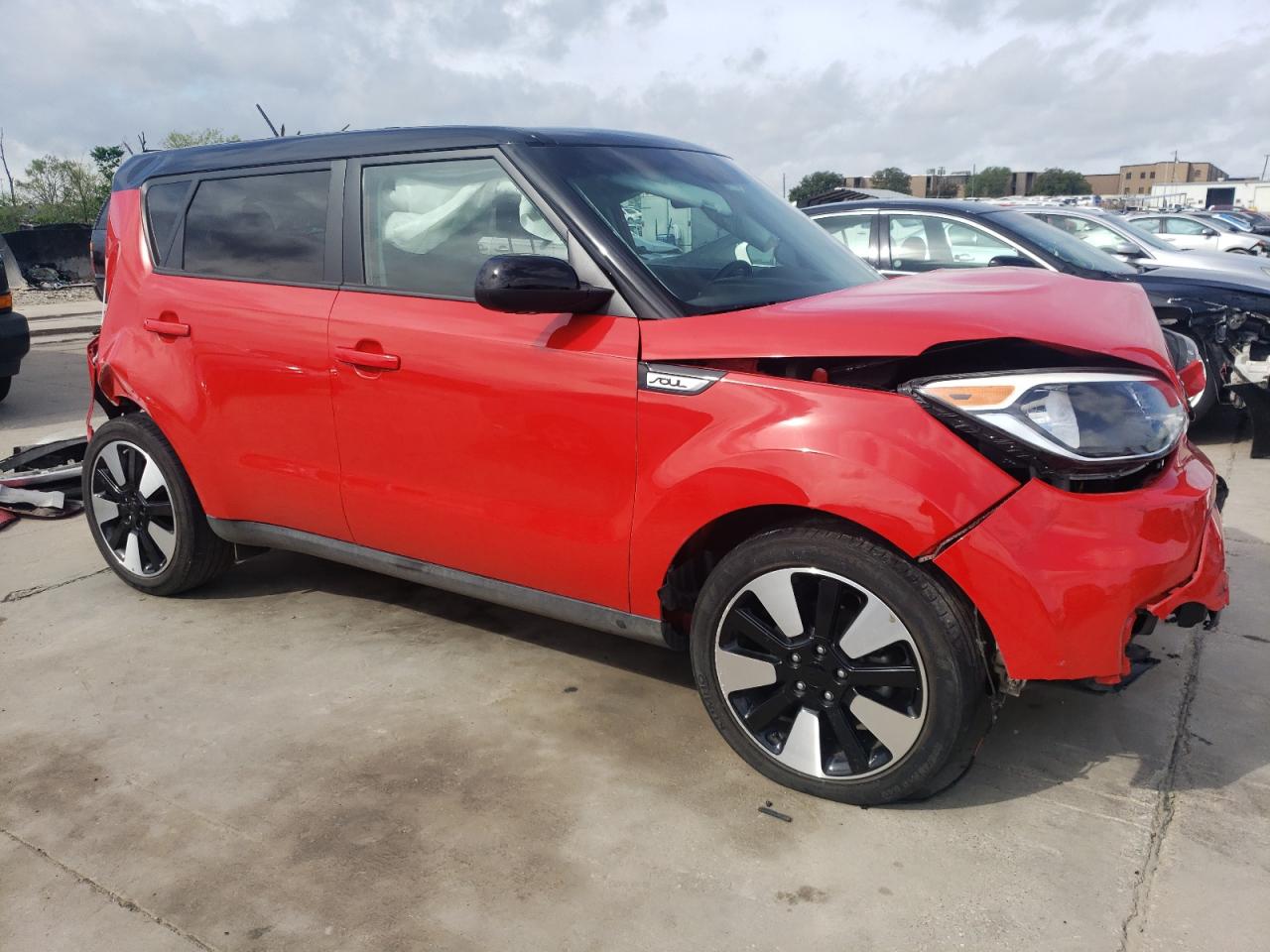 KNDJP3A5XJ7583682 2018 Kia Soul +