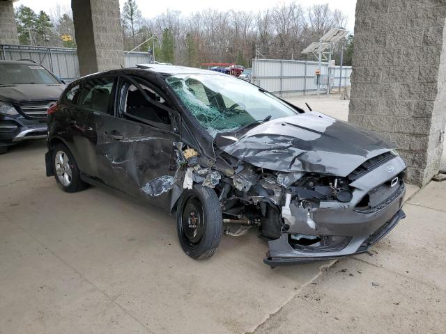 2017 Ford Focus Sel VIN: 1FADP3M26HL323026 Lot: 40994254