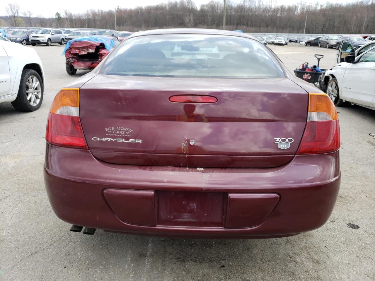 2C3HE66G0YH282163 2000 Chrysler 300M