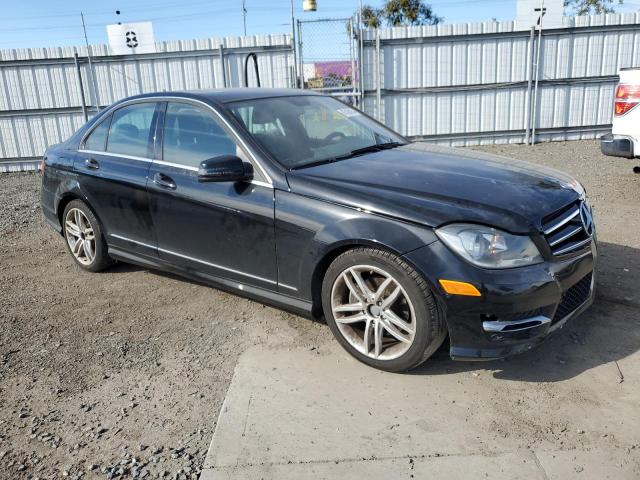 VIN WDDGF4HB1DA796936 2013 Mercedes-Benz C-Class, 250 no.4