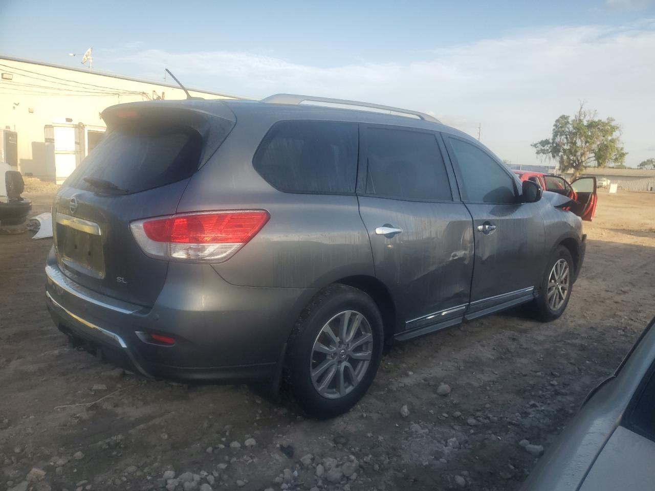 5N1AR2MN8GC621597 NISSAN PATHFINDER 2016