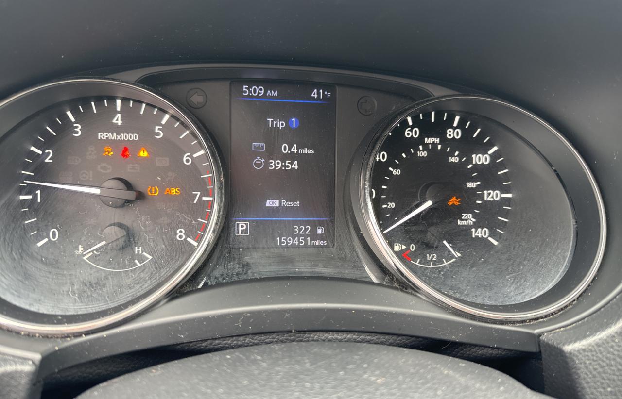 KNMAT2MV2JP588554 NISSAN ROGUE 2018