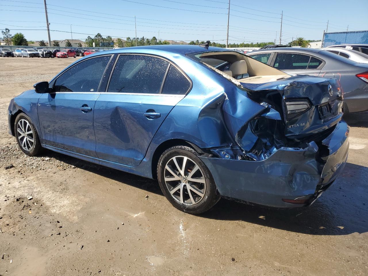 3VWDB7AJ9HM321519 2017 Volkswagen Jetta Se