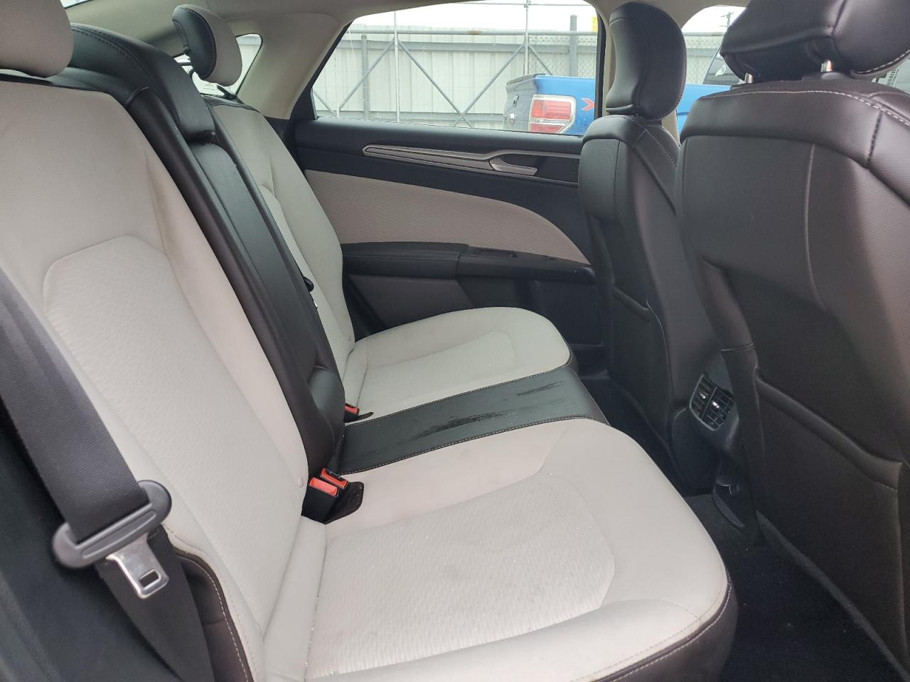 3FA6P0HD5KR285574 FORD FUSION 2019