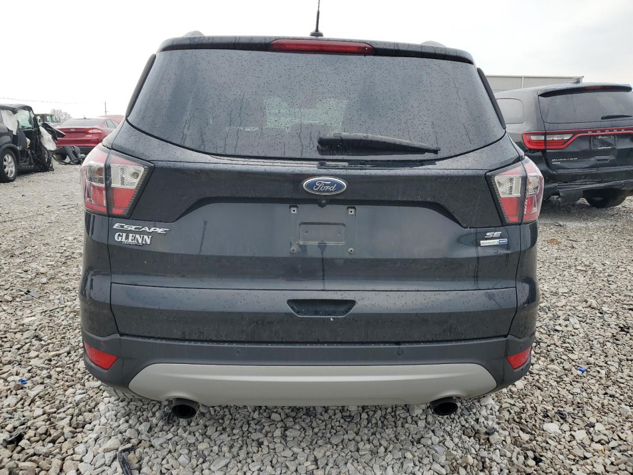 1FMCU9GD4HUD82807 2017 Ford Escape Se