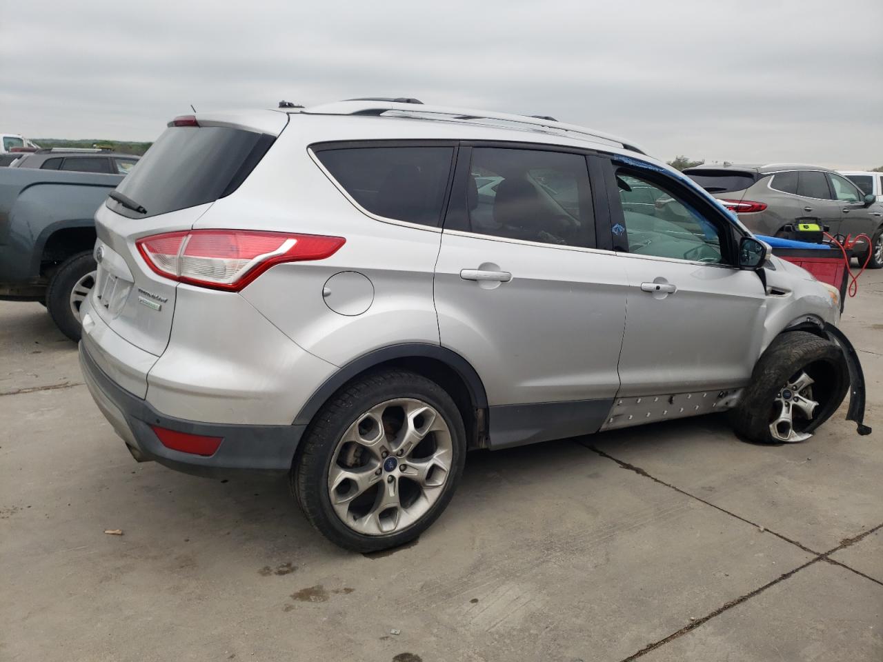 1FMCU0J92DUD85750 2013 Ford Escape Titanium