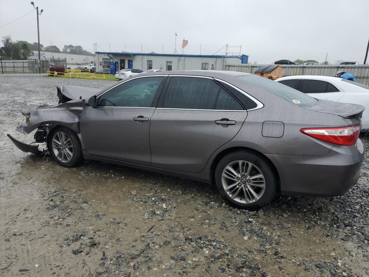 4T1BF1FK6HU615772 TOYOTA CAMRY 2017
