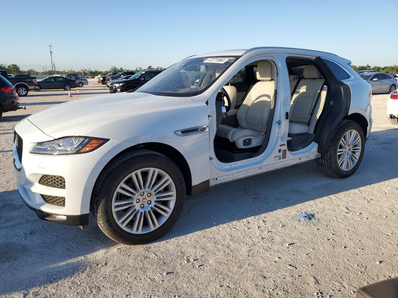 SADCN2GX8KA362334 JAGUAR F-PACE POR 2019