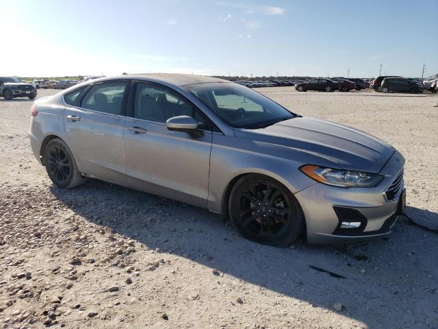 3FA6P0HD4LR164651 Ford Fusion SE 4