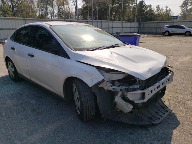 Lot #2494414921 2016 FORD FOCUS S salvage car