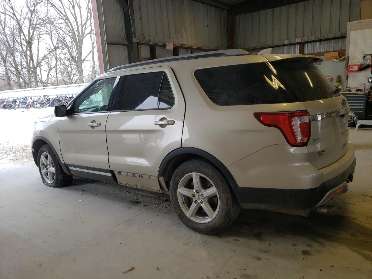 2017 Ford Explorer Xlt vin: 1FM5K8D81HGC05307