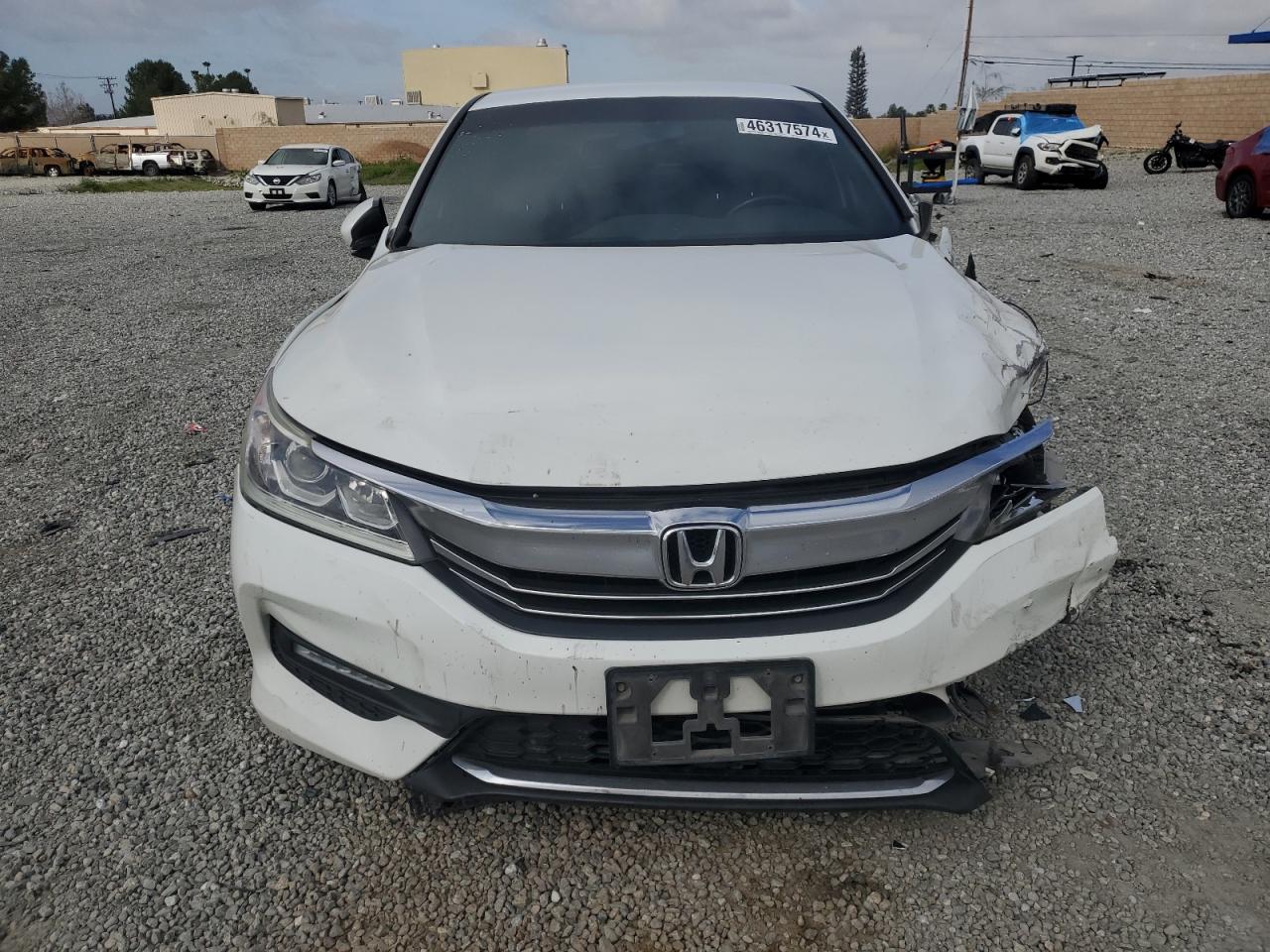 1HGCR2F54HA132705 HONDA ACCORD 2017