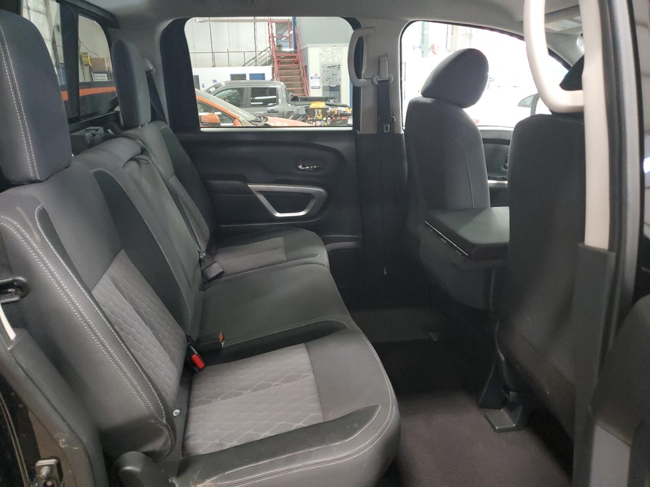 1N6AA1EE9PN104928 NISSAN TITAN 2023