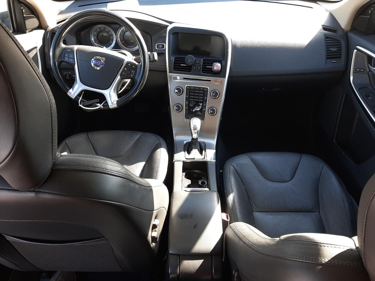 yv4940dl1d2371241 YV4940DL1D2371241 2013 Volvo Xc60 3.2