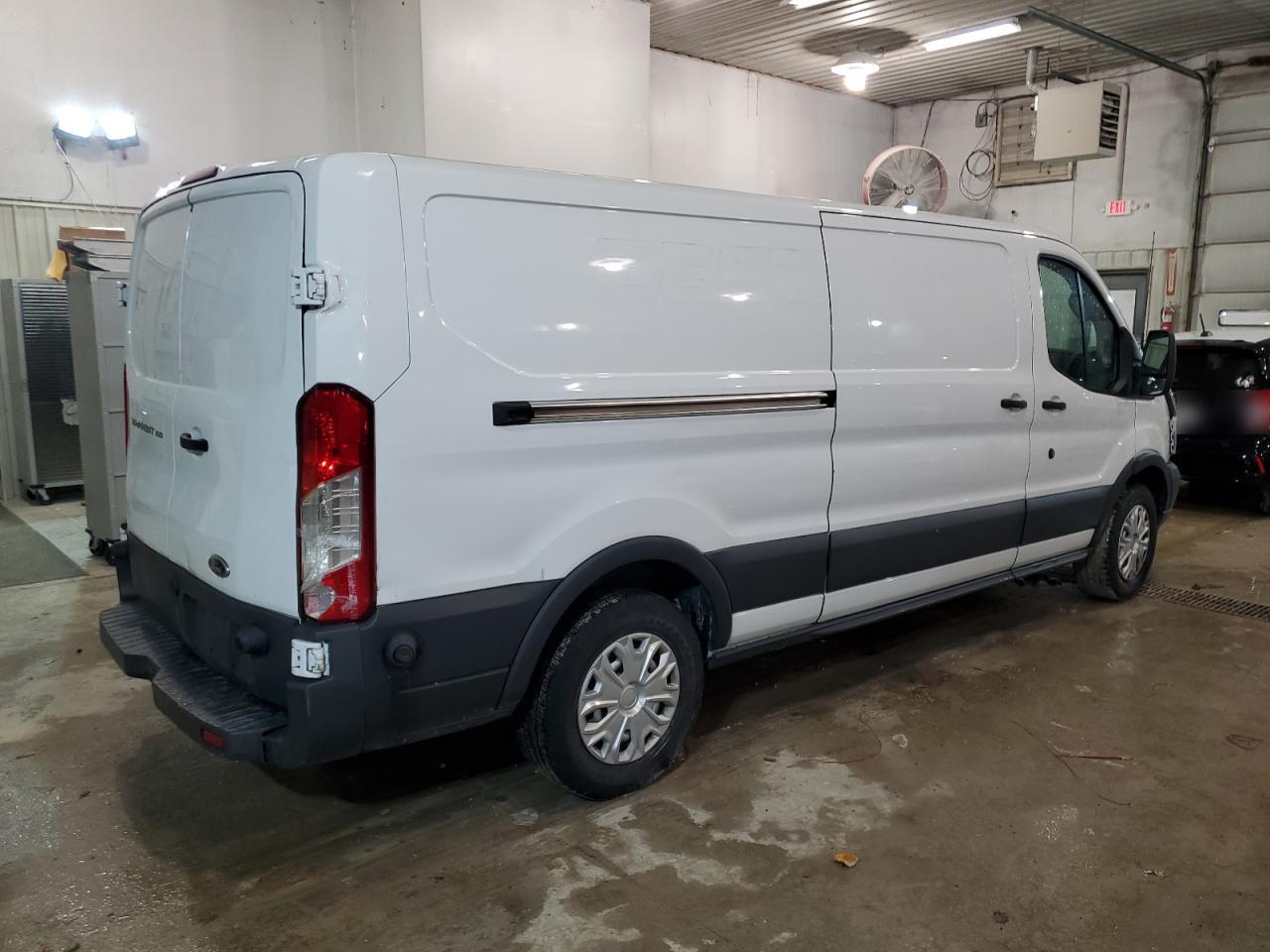 1FTYE2YM2GKB43859 FORD TRANSIT 2016
