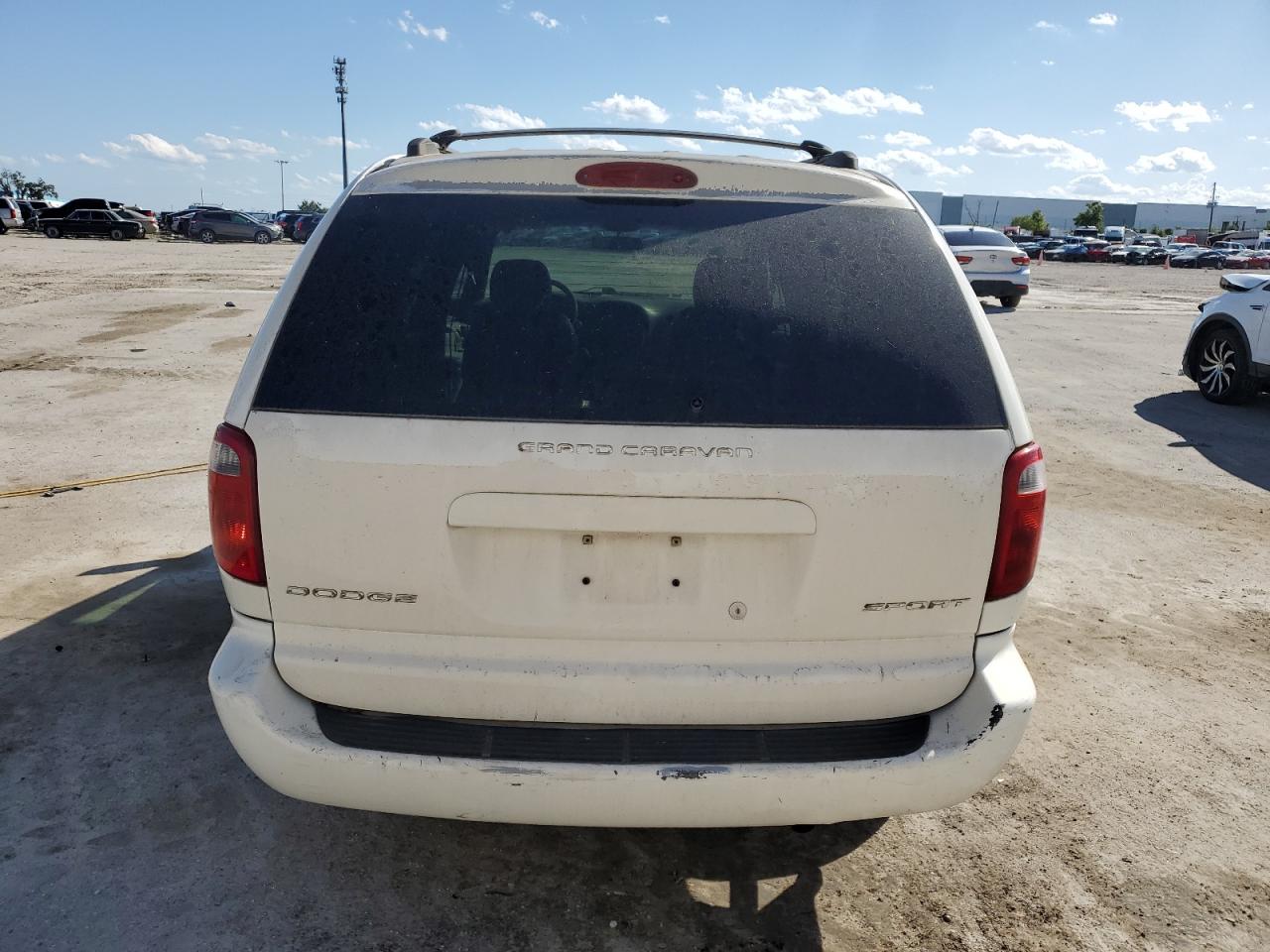 2B4GP44382R740956 2002 Dodge Grand Caravan Sport