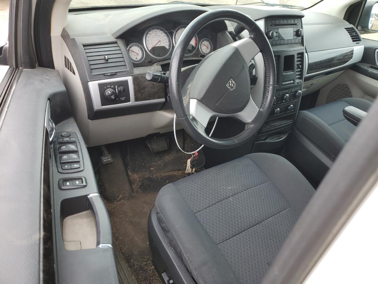 2D4RN5D18AR165376 2010 Dodge Grand Caravan Sxt