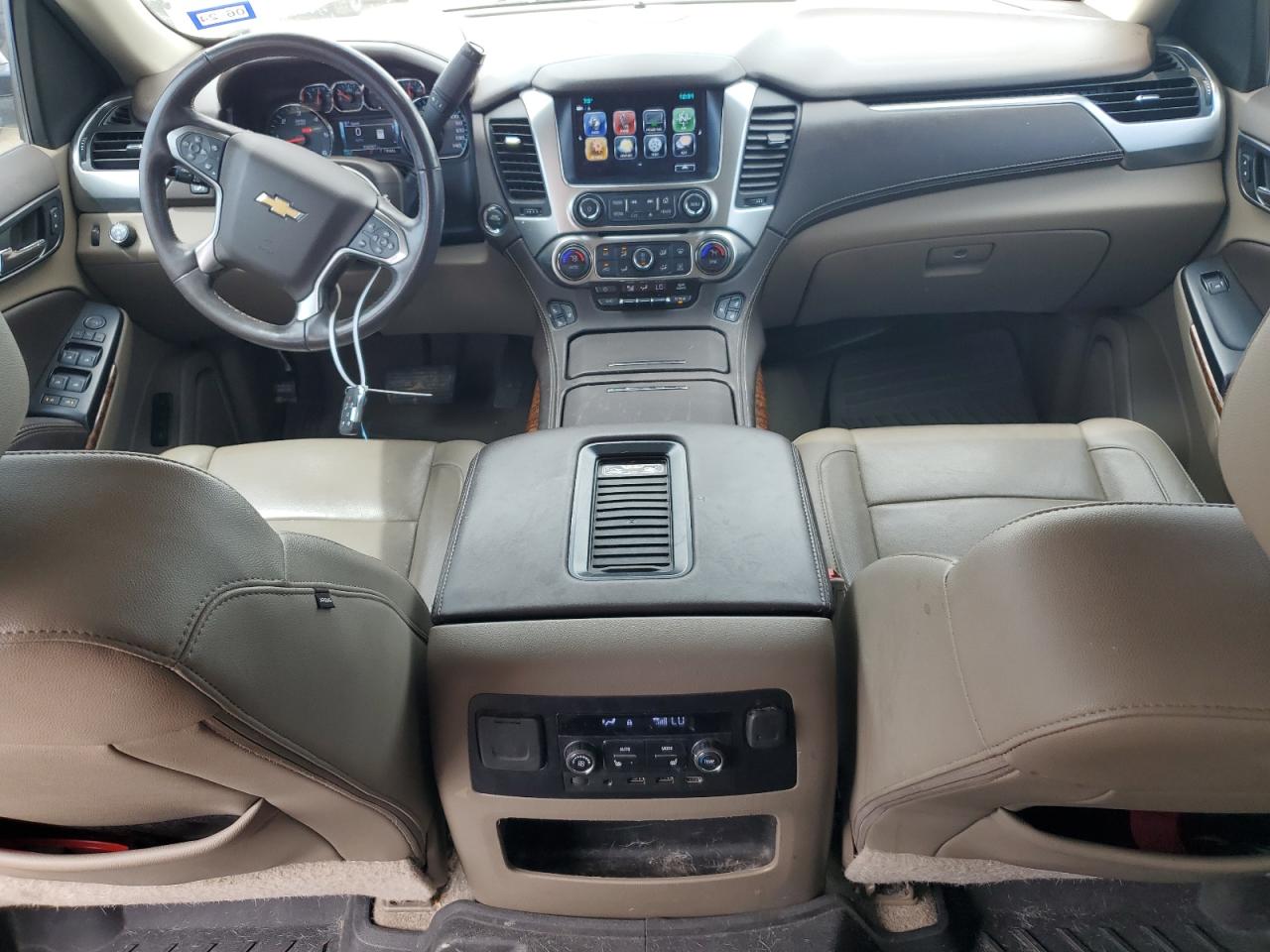 1GNSCJKC4KR144671 CHEVROLET SUBURBAN 2019
